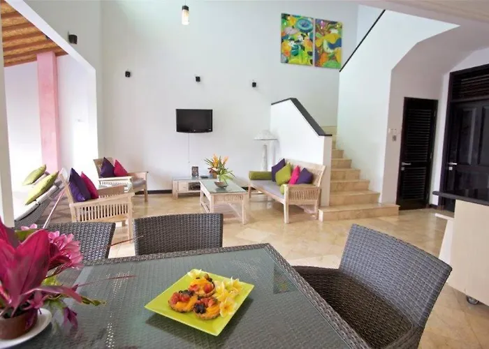 5 Bedroom - Regency B8 Villa Kuta (Bali)